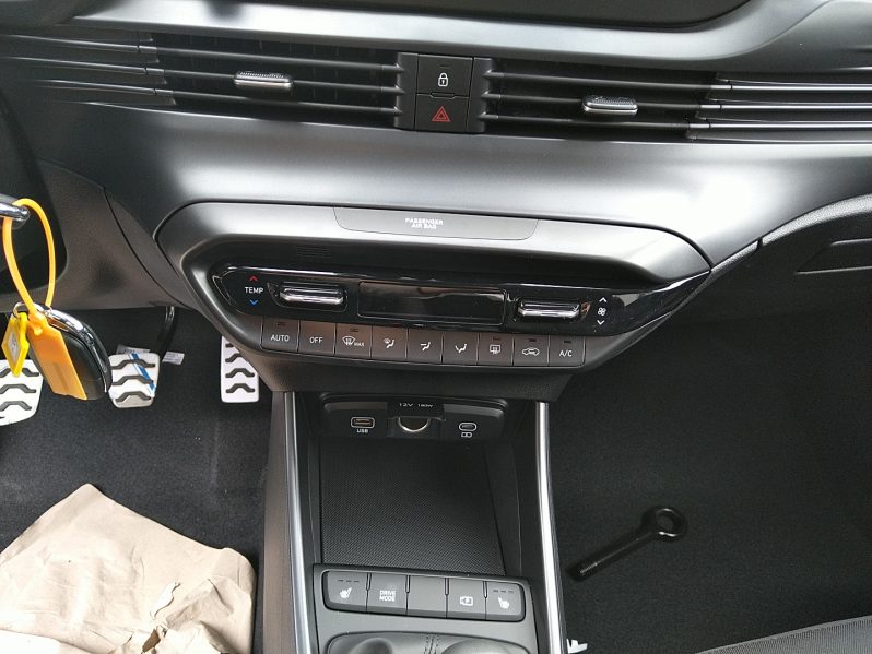 HYUNDAI Bayon Comfort Line 1.0 T-GDI y7bc1-OO2 voll